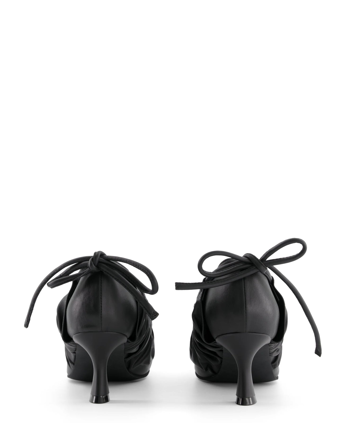 BLACK HEELS WITH ANKLE TIE